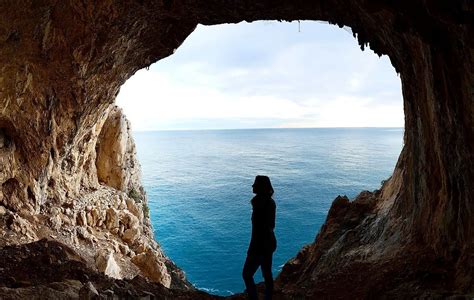 Varigotti E Trekking Alla Strabiliante Grotta Dei Falsari