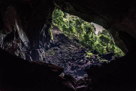 Deer Cave In Mulu National Park Malaysia One Of The Biggest Passage