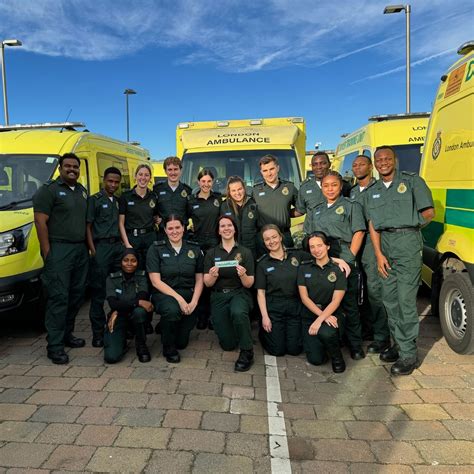 Newly Qualified Paramedic Roles Faqs London Ambulance Service Nhs Trust