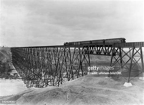 Lethbridge Viaduct Photos And Premium High Res Pictures Getty Images