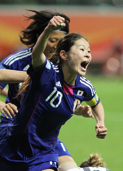 Japanese Women Play Without Their Superstar - The New York Times