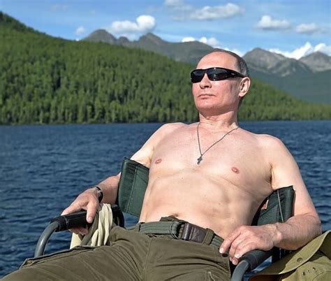 Vladimir Putin Un Superhombre En Horas Bajas Internacional