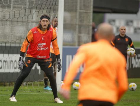 Corinthians Cássio Treina Normalmente E Deve Estar Em Campo Na Final