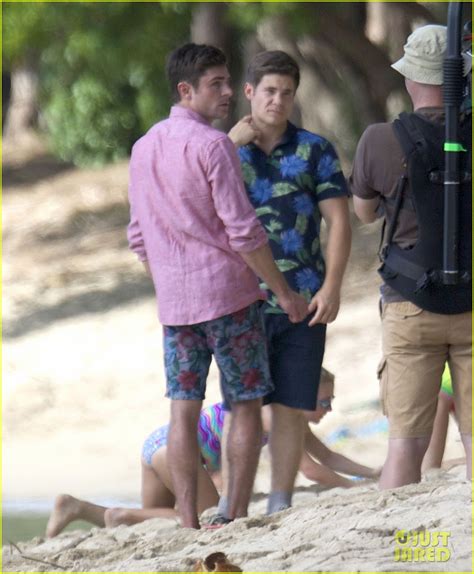 Zac Efron & Adam Devine Film Beach Argument in Hawaii: Photo 3393070 ...