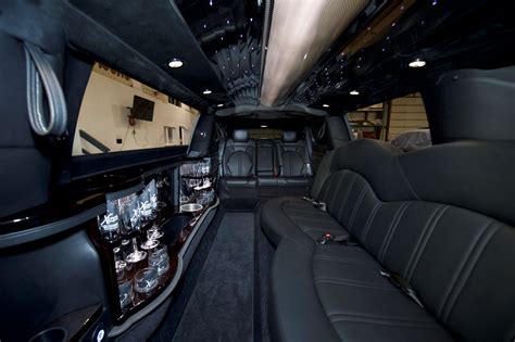 LINCOLN STRETCH LIMO - Xtreme Transportation