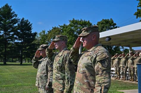 200th Military Police Command Welcomes New Commander Us Army