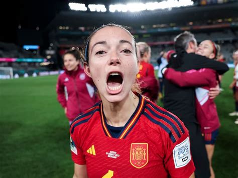 Qui N Es Aitana Bonmat La Futbolista Que Pas De Jugar Con Chicos A