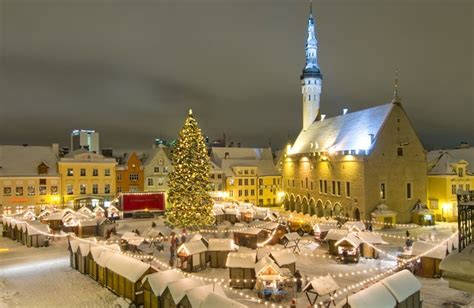 10 Most Festive Destinations To Visit This Christmas The List Love