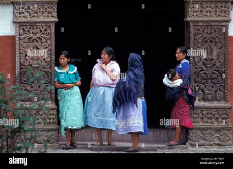 Mexico Michoacan Angahuannative Women Stock Photo Alamy