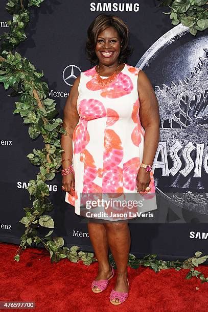 Retta Actress Photos And Premium High Res Pictures Getty Images