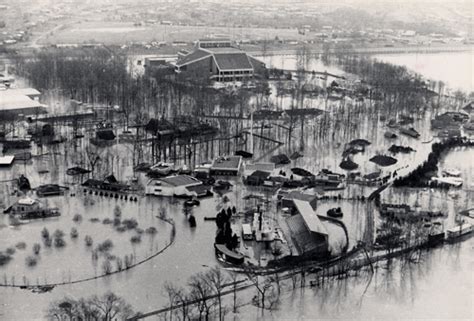 Grand Ole Opry Flooded In 1975 Visit Nashville Tennessee Nashville