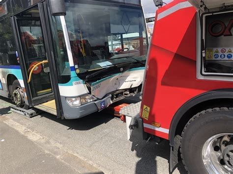 Accident Entre Un Bus Et Une Voiture Rennes Trois Bless S