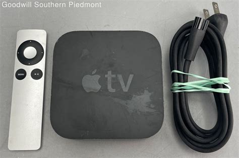 Apple TV 4th Generation A1625 32GB HD Media Streamer Bundle Tested