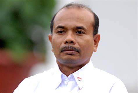 menteri andrinof enggan ungkap jumlah kekayaannya