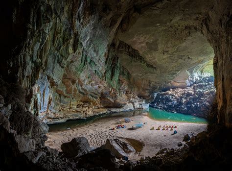 Son Doong La Cueva Con Aguas Turquesa Que Se Esconde En El Centro De