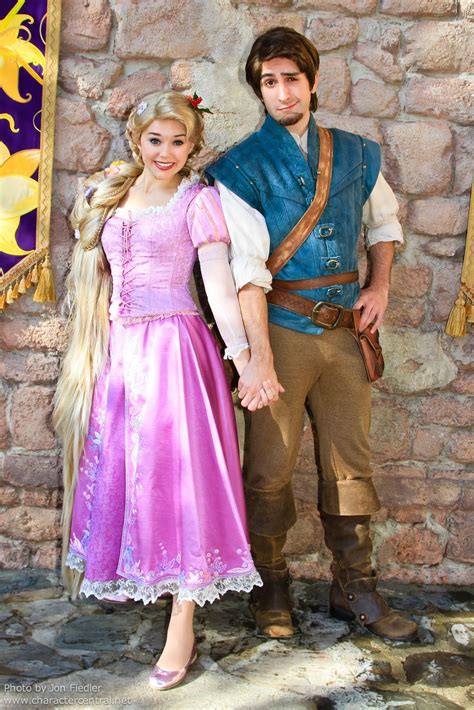 Rapunzel And Flynn From Tangled Disney Princess Dresses Disney Face