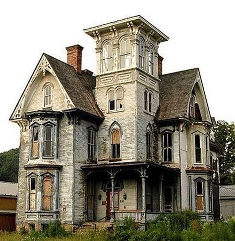 Abandoned House In Pa Abandoned Spooky House Old Houses Victorian