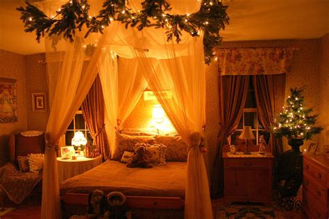 Christmas Bedroom Decor Ideas Heynery