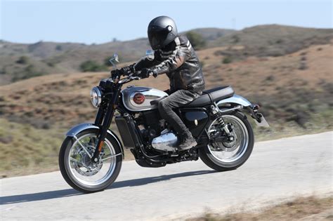 TEST BSA 650 GOLD STAR 2023 LE RETOUR INESPÉRÉ 4h10