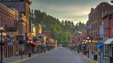 Five Idyllic American Small Towns To Visit In 2021