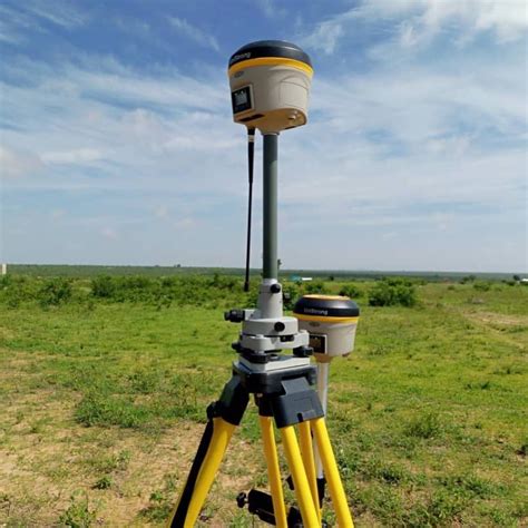 220 Channels Tilt Surveying Gps Rtk G10 Gnss Rtk Gps Rtk Base Rover