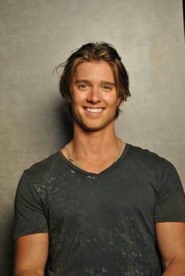 Pin By Nicole On Pll Boys Drew Van Acker Van Acker Pretty Litte Liars