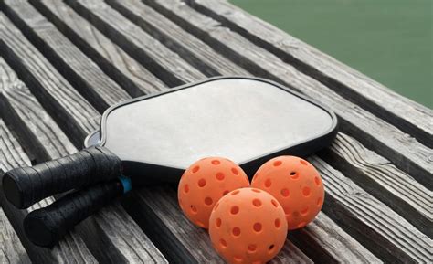 Graphite Vs Fiberglass Pickleball Paddle Best Guide Pros Cons