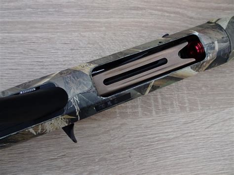 Benelli Super Black Eagle 2 Semi Auto Shotgun