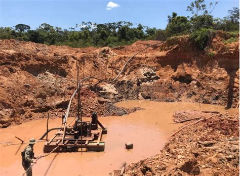 Balsas De Garimpo Ilegal S O Descobertas Funcionando Na Reserva