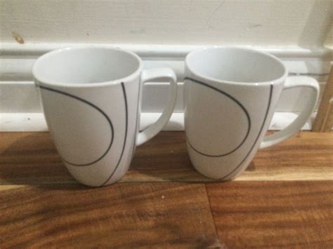 Vtg Corelle Coordinates Simple Lines Coffee Cups Mugs Porcelain Black