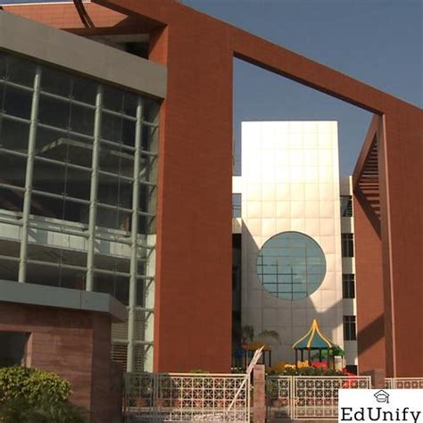 Lotus Valley International School Sec 50, Gurgaon | Admissions 2023-2024, Fee Details