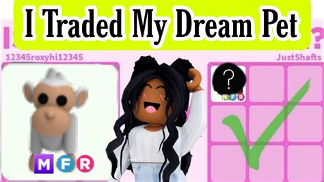 I Traded Away My Dream Pet In Rich Adopt Me Trading Server Youtube