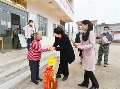 钦北区法院院长薛银娟到乡村振兴挂点村开展慰问活动澎湃号·政务澎湃新闻 The Paper