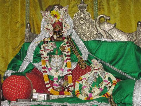 Radhavallabh Mandir , Vrindavan - Info, Timings, Photos, History