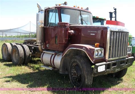 1979 Gmc General Semi Truck In Beloit Ks Item 2663 Sold Purple Wave