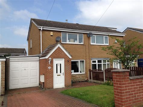 2 Bedroom Semi Detached House Let In Barnsley S71