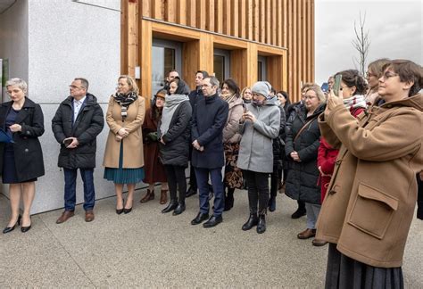 Nowe Przedszkole W Regu Ach Ju Otwarte Mocne Strony