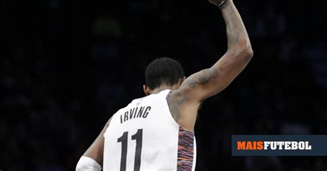 Kyrie Irving faz uma exibição monstruosa e dedica a a Kobe MAISFUTEBOL