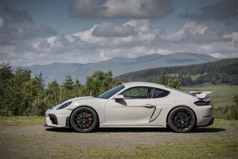 Porsche 718 Cayman GT4 Review - GTspirit