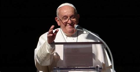 Pope Francis Approves Blessings For Same Sex Couples In Landmark Ruling