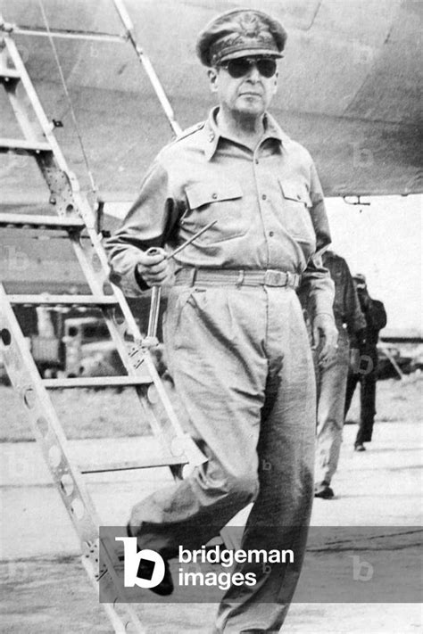 Image Of Japan Usa General Douglas Macarthur Bearing No Side Weapon