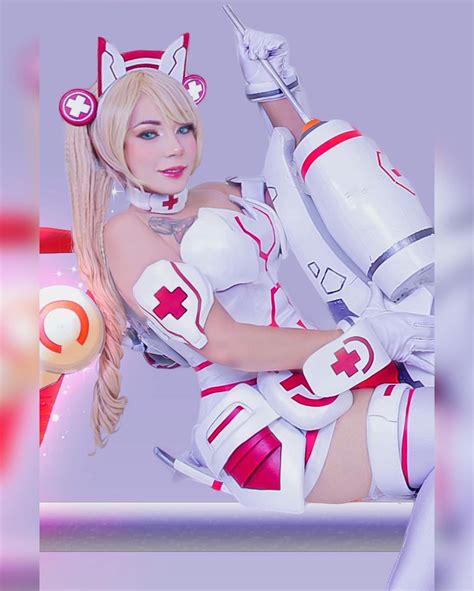 Atenea Cosplay On Twitter I Like Giant Syringes Are You Sick