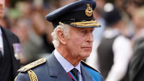 Charles III cette première décision importante depuis la mort de sa