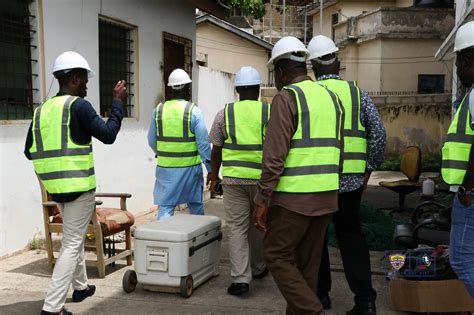 Hearts Of Oak Hand Over Phobia House Construction Project Photos