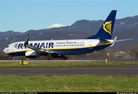 EI EFH Ryanair Boeing 737 8AS WL Photo By Fabrizio Berni PITI