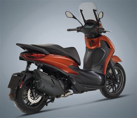 Piaggio Beverly 400 400 S Euro 5 2021 Πλήρης παρουσίαση και τιμές