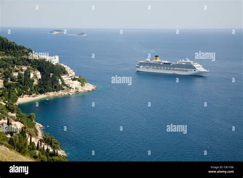 Dubrovnik Sea Hi Res Stock Photography And Images Alamy