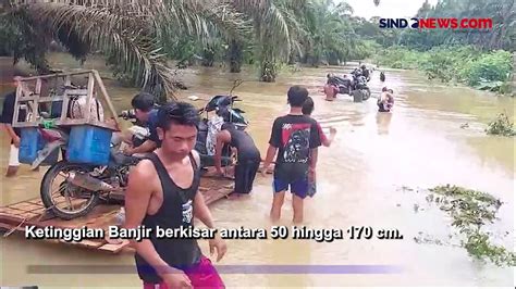 Rumah Terdampak Banjir Dan Longsor Di Kabupaten Landak Bupati