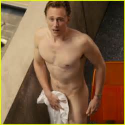 Tom Hiddleston Sunbathes Shirtless Outdoors Naked Male Celebrities