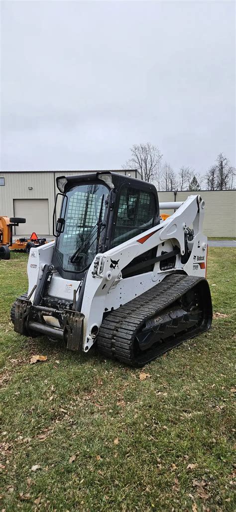 Used Bobcat T740